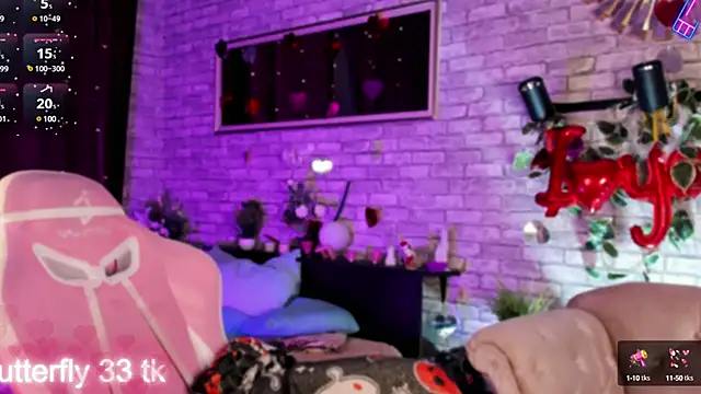 Snapshot of Alex_Howell chatting on March 9, 9:03 pm Alex Howell online show from March 9, 9:03 pm