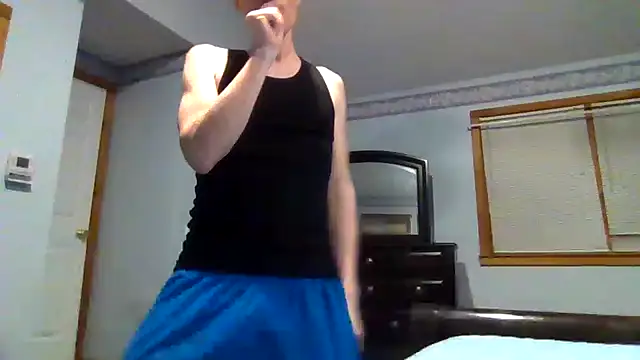 Snapshot of kollzCloudzz chatting on June 28, 6:52 am kollzCloudzz online show from June 28, 6:52 am