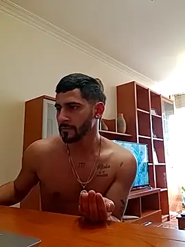 Snapshot of Cum_076 chatting on March 3, 10:10 am Cum 076 online show from March 3, 10:10 am