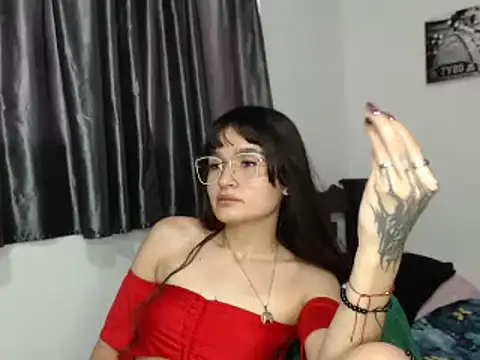 Snapshot of saritapretyy chatting on January 9, 9:05 pm saritapretyy online show from January 9, 9:05 pm