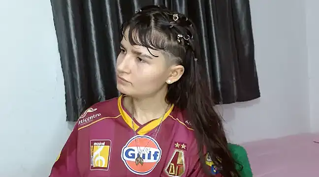 Snapshot of saritapretyy chatting on March 11, 4:32 am saritapretyy online show from March 11, 4:32 am