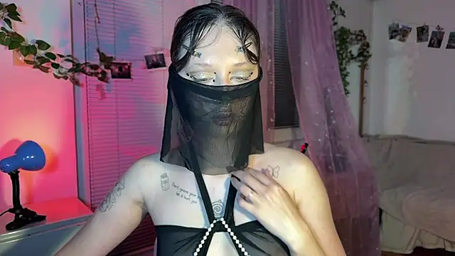 Snapshot of Jenny_darling_love chatting on May 11, 6:16 pm Jenny darling love online show from May 11, 6:16 pm