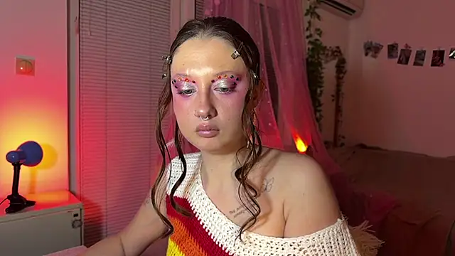 Snapshot of Jenny_darling_love chatting on June 5, 8:58 pm Jenny darling love online show from June 5, 8:58 pm