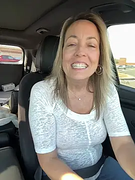 Cherry-red-xo online show from March 13, 8:54 pm