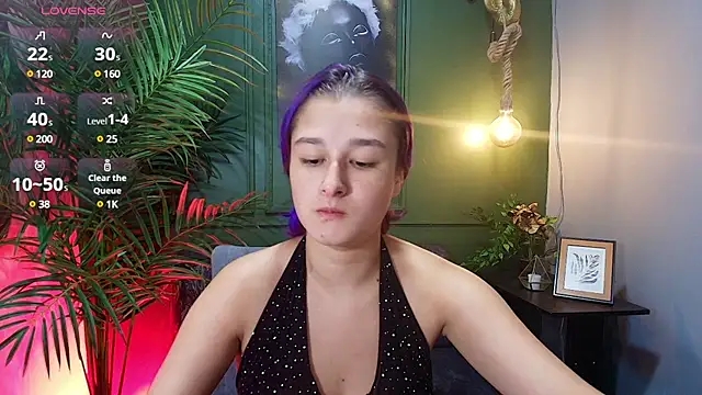 Snapshot of emilybaboo chatting on March 10, 1:10 pm emilybaboo online show from March 10, 1:10 pm