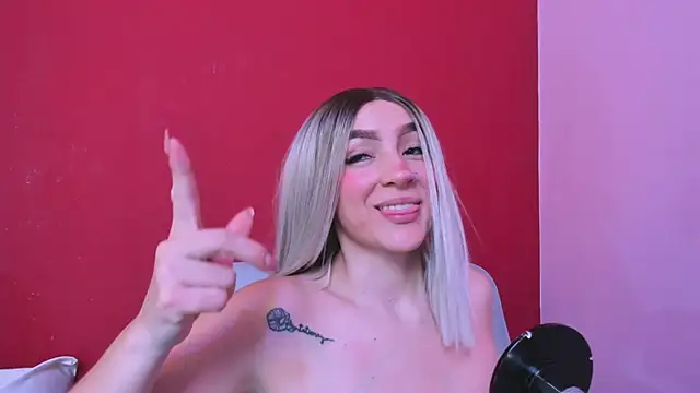 Snapshot of Kate_bunny_ chatting on March 1, 12:18 pm Kate bunny online show from March 1, 12:18 pm