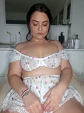 Xladycharme online show from March 22, 1:42 am