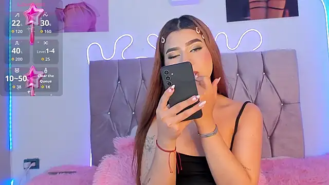 Snapshot of Ashley_piinkk_ chatting on September 17, 12:29 pm Ashley piinkk  online show from September 17, 12:29 pm