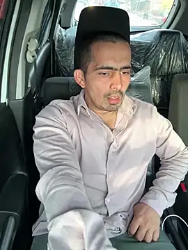 shivani0999 online show from February 9, 3:10 am