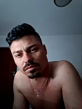 Snapshot of ionut_prince chatting on April 22, 7:37 pm ionut prince online show from April 22, 7:37 pm