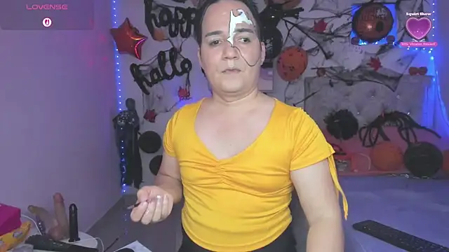 Snapshot of tania_lucia1 chatting on October 28, 9:06 pm tania lucia1 online show from October 28, 9:06 pm