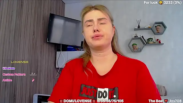 SuchCute online show from March 16, 2:50 am