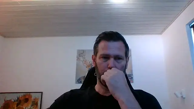 Snapshot of Gotta1 chatting on June 21, 5:43 am Gotta1 online show from June 21, 5:43 am