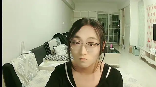 Snapshot of JiangXiaoxue chatting on December 11, 2:22 pm JiangXiaoxue online show from December 11, 2:22 pm