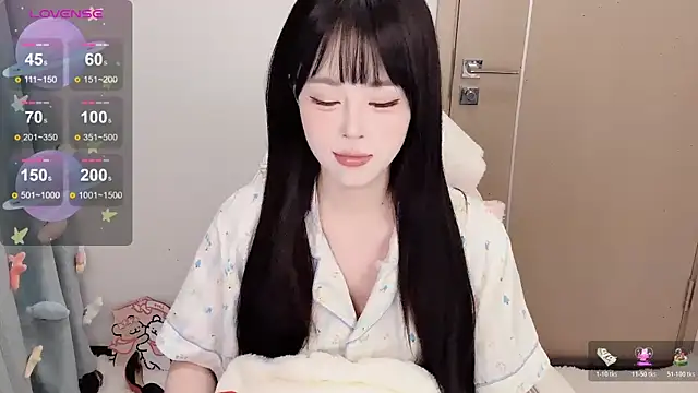 Mini-X online show from November 13, 11:25 pm