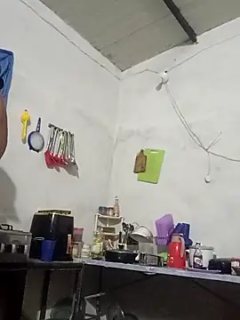 travieso2893 online show from September 30, 3:22 am