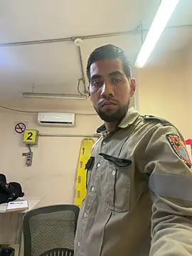 EnriquePersian197 online show from March 19, 12:20 pm