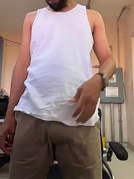 EnriquePersian197 online show from April 2, 10:18 pm