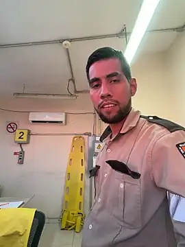 EnriquePersian197 online show from April 10, 12:05 am