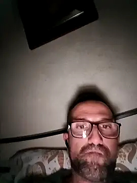 Snapshot of Porco81cazzo chatting on April 30, 3:35 am Porco81cazzo online show from April 30, 3:35 am