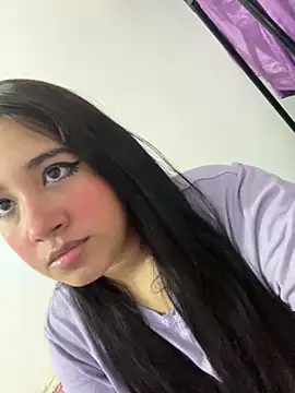 Snapshot of melyescobar chatting on January 18, 12:04 pm melyescobar online show from January 18, 12:04 pm