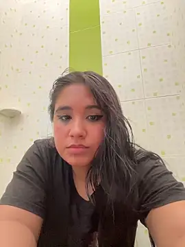 Snapshot of melyescobar chatting on January 19, 3:10 pm melyescobar online show from January 19, 3:10 pm