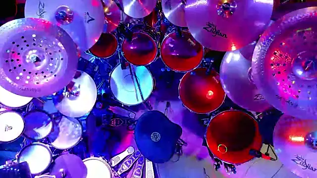 NinasNylonz online show from June 23, 9:18 am