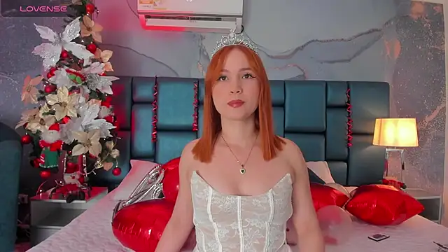 Snapshot of ELIZABETT_ chatting on December 25, 3:38 pm ELIZABETT online show from December 25, 3:38 pm