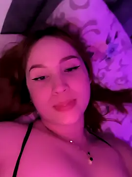 Snapshot of ELIZABETT_ chatting on March 3, 1:20 pm ELIZABETT online show from March 3, 1:20 pm