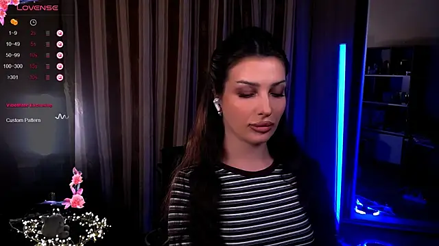 Laura Bess online show from April 30, 5:08 pm