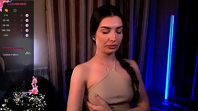Laura Bess online show from June 29, 9:48 pm