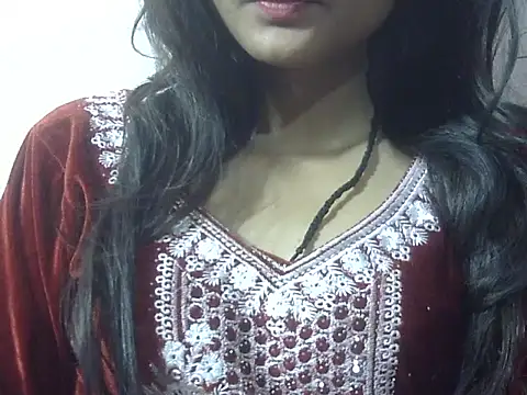 Aayesha online show from February 7, 7:45 am