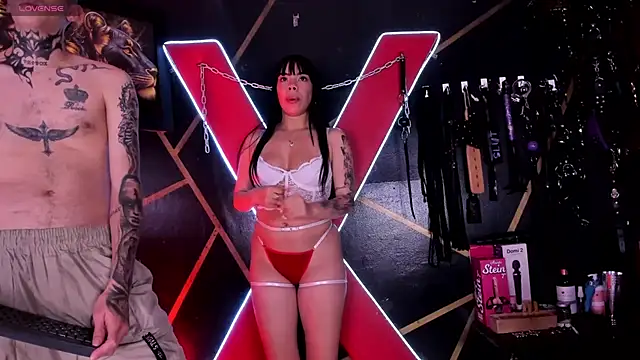 alexa n alex online show from April 15, 7:58 pm