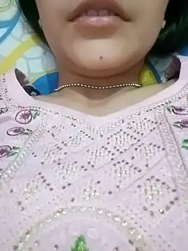 Snapshot of Bulbul_02 chatting on February 12, 12:01 pm Bulbul 02 online show from February 12, 12:01 pm