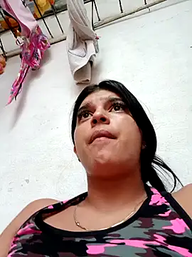 naughty-girl01 online show from December 15, 11:23 am