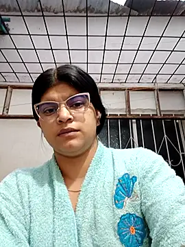 naughty-girl01 online show from March 13, 10:57 am