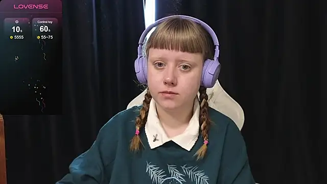 June shy0 online show from March 22, 7:34 am