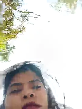 Snapshot of Queen_suman chatting on February 14, 10:12 am Queen suman online show from February 14, 10:12 am