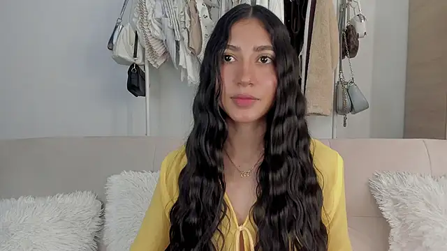 Sweetnaughtygirl  online show from March 8, 12:52 am