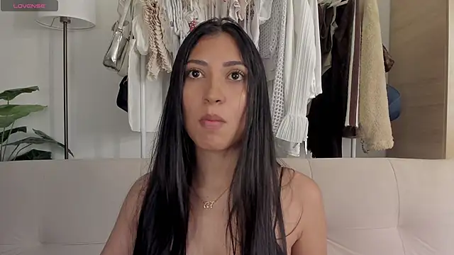Snapshot of Sweetnaughtygirl_ chatting on April 22, 12:57 am Sweetnaughtygirl online show from April 22, 12:57 am
