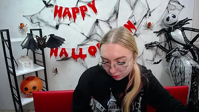 BeatriceFly online show from October 29, 12:51 pm