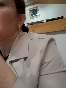 skayhot  online show from February 24, 12:25 pm