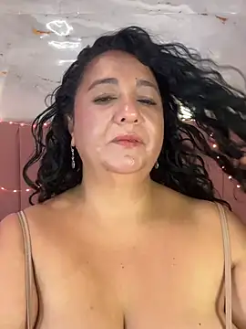 Snapshot of AnSavina chatting on April 23, 12:40 pm AnSavina online show from April 23, 12:40 pm