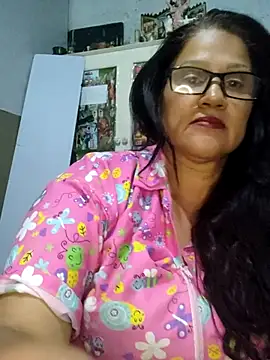 Edged Hot69 online show from April 11, 3:11 am