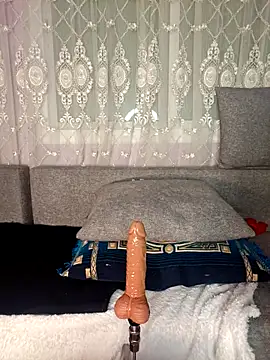 Snapshot of Cat_Sharisa chatting on February 5, 9:47 am Cat Sharisa online show from February 5, 9:47 am