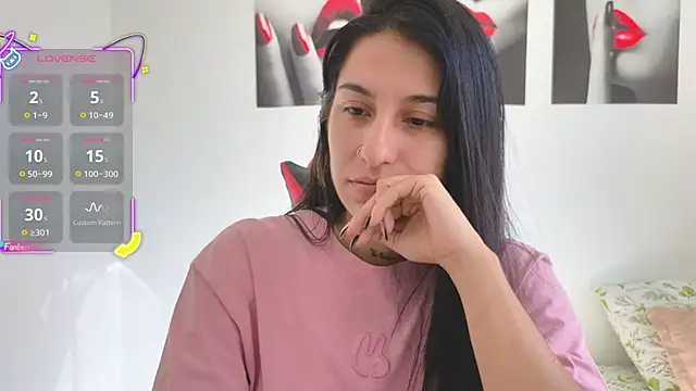 Snapshot of tammyandrade_ chatting on April 22, 1:34 pm tammyandrade online show from April 22, 1:34 pm