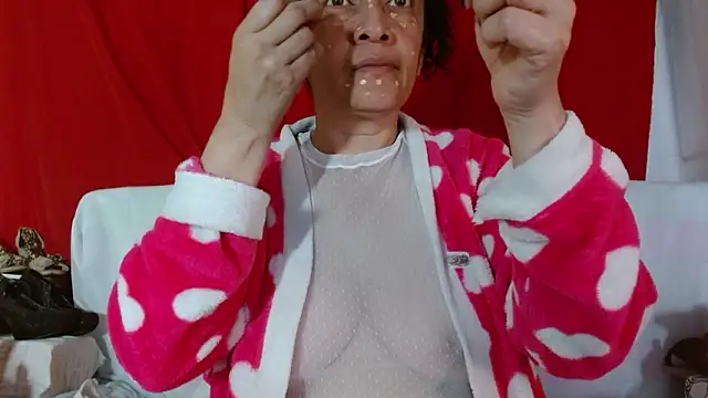 Snapshot of Tita_Madurita chatting on February 14, 10:56 am Tita Madurita online show from February 14, 10:56 am