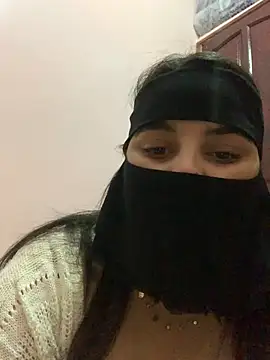 Snapshot of Miss-Soka chatting on December 17, 6:31 pm Miss-Soka online show from December 17, 6:31 pm