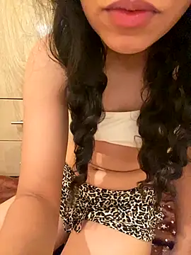 Snapshot of 3ashi9aa chatting on October 13, 10:15 am 3ashi9aa online show from October 13, 10:15 am