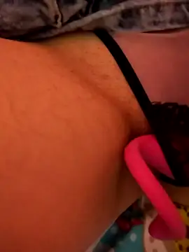 Snapshot of valeriikiss chatting on February 14, 10:47 pm valeriikiss online show from February 14, 10:47 pm